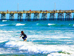 Smith's Beach is the best surf beach in Phillip Island that is best for beginner surfers.