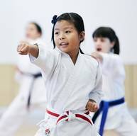 How to pick the correct martial arts school for your children