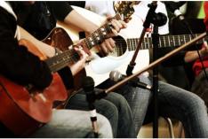 Kids Group Guitar Lessons (Ages 7+) Narraweena Guitar Classes &amp; Lessons 2 _small