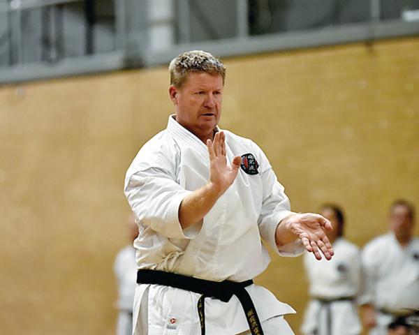 Free Trial Class! Winmalee Karate Clubs _small