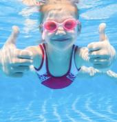 Under water exploration- private swimming lessons at Little Frogs Swim School