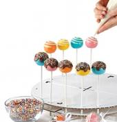 Cake Pops ingredients and tools