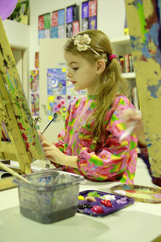 young-artists-art-schools-for-kids-activeactivities