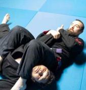 Adults BJJ for ground fighting