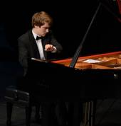 Piano Lessons from Australia's finest Pianists