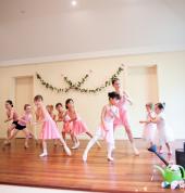 Le Petit Ballet Northbridge Ballet Dancing Classes & Lessons 1_small