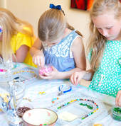 Pretty Little Things Jewellery Making Parties Melbourne CBD Party Entertainment 3_small