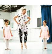 Teaching ballet and dance lessons to toddlers and children