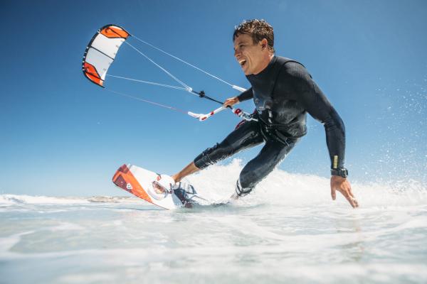 Learn for free! Sandgate Kiteboarding Lessons _small