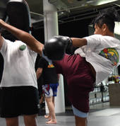 Round kicks!