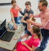 Learning with Makey Makey