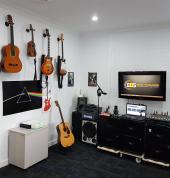 CAMPBELLTOWN GUITAR LESSONS Bradbury Guitar Teachers 1_small
