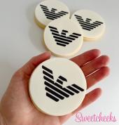 Premium branded and logo cookies for brand activations, tradeshows and corporate gifting