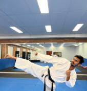 instructor with high balancing technique