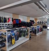 PRO DIVE Retail Store