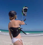 KiteBud Kitesurfing lessons - Safe progression with customized equipment