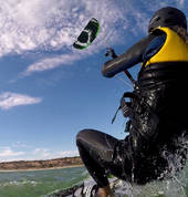 KiteBud Kitesurfing lessons - Learn to ride