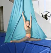 Created for absolute beginners right up to experienced aerialists, you can’t go wrong with Aerial Hammock! The support of the sling offers space for you to experiment, learn and grow in a safe environment. If you’re looking to improve your strength and fl