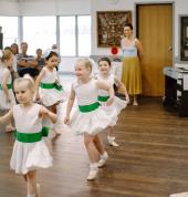 Ballet En Avant Greenwich Ballet Dancing Classes & Lessons 3_small