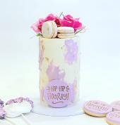 Lilac and Gold Buttercream Cake