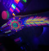 Neon party