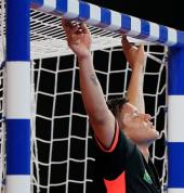 metro-futsal-goal-keeper
