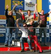 Go on the guided circuit tour & see behind the scenes