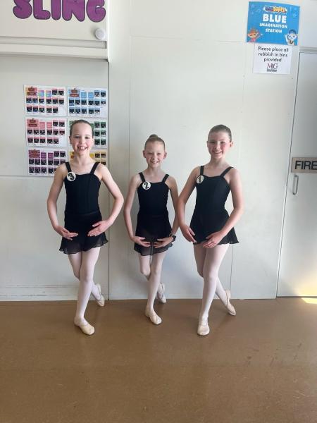 10% off Uniforms! Toowoomba Dance Schools _small