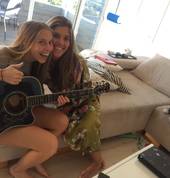 Strum with your mum - Learn guitar with the people you love Warriewood Guitar Classes & Lessons 3_small