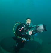 Film and guided dive tours