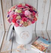 A colourful array of White, Pink and Purple Blooms expertly arranged in beautiful boxes    This elegant and eye-catching arrangement of White, Pink, and Purple Blooms is the perfect addition to any room. White, Red, Pink, and Purple Blooms have all the be