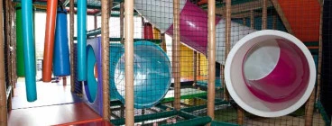 Play structure