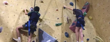 1st North Turramurra Scouts rock climbing