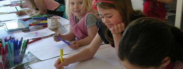 Sydney kid’s art classes are currently held in Paddington and Summer Hill and in line with the school term (usually 10 consecutive weeks). They are designed for those with a keen interest in art. Fire up your child’s imagination and set them on a journey 