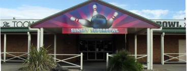 Goldpin Tenpin Bowling Centre (Toowoomba Sunset Superbowl) Harristown 1