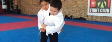 3-5 year olds practising