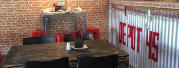 Relax in one of our cosy corners and enjoy the very best pizza in Byderim and Maroocjydore