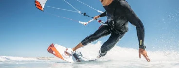 Surf Connect Wind & Kitesurfing School Sandgate 1