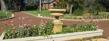 Learning studio in Carramar (6031)