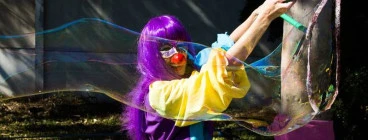 Bubble Performances and Workshops in the Bubble Zone