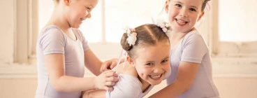 L'Academie & Sugarplums Dance Ashfield 1