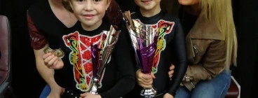 Junior Éire Dancers