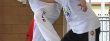 Self defence against a knife attack