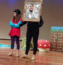 Dress Up Day &amp; Bring A Friend / Bring a Joke Box Hill North Performing Arts Schools