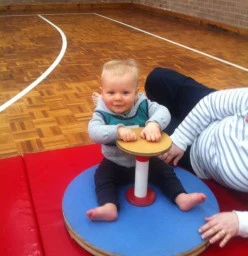 Vestibular stimulation on the 'sit and turn'