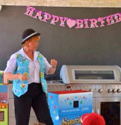 Sparkles Children's Entertainer Baldivis 1