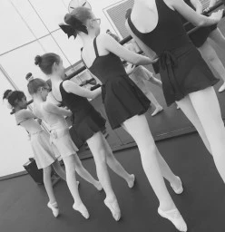 Ballet Classes in Caroline Springs