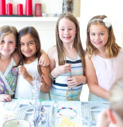 Pretty Little Things Jewellery Making Parties Melbourne CBD 1