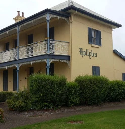 Hollylea House