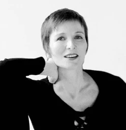 GIllian Meadow, Director of The Joy of SInging